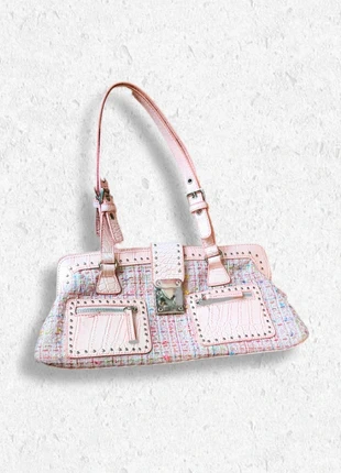 Sac à main baguette Y2K – Tweed & Simili cuir – Années 2000, marke: Vintage Dressing, zustand: Sehr gut, 19,00 €, 20,65 € beinhaltet Vinted-Käuferschutz Pro