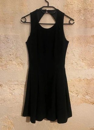 Robe noire Comptoir des Cotonniers – Taille 34, marke: Comptoir des Cotonniers, zustand: Neu, größe: XS / 34 / 6, 25,00 €, 26,95 € inklusive Vinted-Käuferschutz