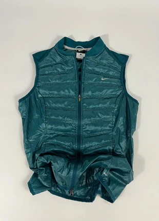 Veste de Sport Running Nike Aeroloft 800 Wmn’s, marque: Nike, état: Très bon état, taille: S / 36 / 8, 35,00 €, 37,45 € Protection acheteurs (Pro) incluse