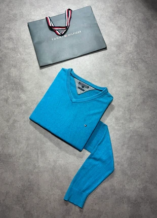 Pull léger Tommy Hilfiger bleu Col V - Logo brodé - Coton & Cachemire - Taille XL, marke: Tommy Hilfiger, zustand: Sehr gut, größe: XL, 24,99 €, 26,94 € beinhaltet Vinted-Käuferschutz Pro