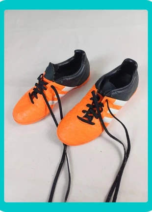 Chuteiras Adidas para Criança, Tamanho 34, Estado Bom | Kids' Soccer Cleats, Size 34, Good Condition, brand: adidas, condizioni: Buone, taglia: 34, €15.00, €16.45 include la Protezione acquisti