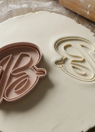 Emporte piece moule B Barbie Cookie Cutter, marke: sans marque, zustand: Sehr gut, 3,00 €, 3,85 € beinhaltet Vinted-Käuferschutz Pro