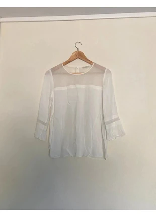 Haut blanc, brand: IKKS, condizioni: Ottime, taglia: S / IT 40 / EU 36, €2.50, €3.33 include la Protezione acquisti