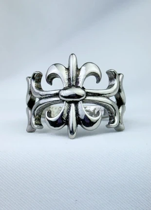 Bague Croix Gothique Vintage Argentée Ajustable, marque: CHROME, état: Très bon état, taille: Ajustable, 10,00 €, 11,20 € Protection acheteurs (Pro) incluse