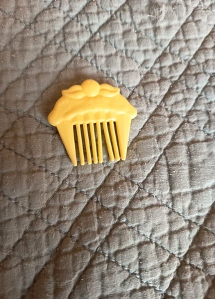 Poupée cherry muffin accessoire peigne poupée, brand: Mattel, condition: Good, size: One size, €4.50, €5.43 includes Buyer Protection