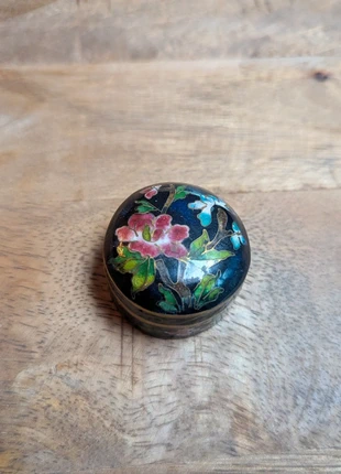 Mini Cloisonné Floral Trinket Box, marque: Chine, état: Satisfaisant, 12,00 €, 13,30 € Protection acheteurs incluse
