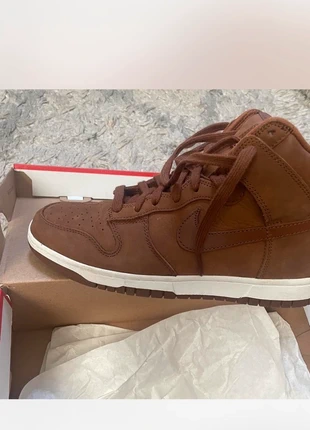 Nike Dunk High SE Mens Basketball Shoes Brown Leather Suede Size7.5, brand: Nike, condition: Very good, size: 6.5, £30.22, £32.43 includes Buyer Protection