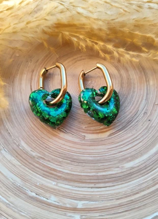 Boucles d'oreilles résine, marque: Fait Main, état: Neuf avec étiquette, 5,00 €, 5,95 € Protection acheteurs incluse