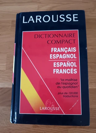 Dictionnaire français-espagnol / espagnol-français, état: Très bon état, 3,00 €, 3,85 € Protection acheteurs incluse