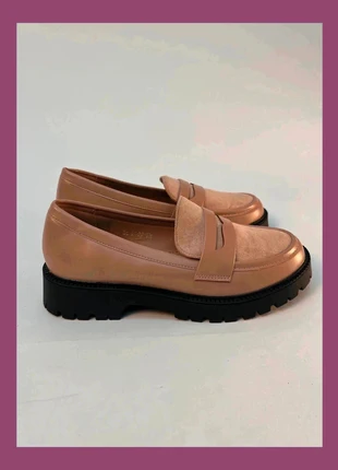 Mocassins plateforme en cuir & daim – Style tendance, marke: Me, zustand: Sehr gut, größe: 40, 29,99 €, 32,19 € beinhaltet Vinted-Käuferschutz Pro