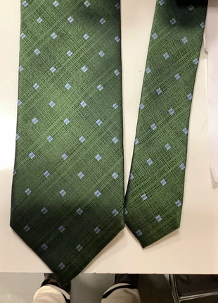 Gravatas e homem, merk: Suits Inc, staat: Heel goed, € 5,00, € 5,95 inclusief Kopersbescherming