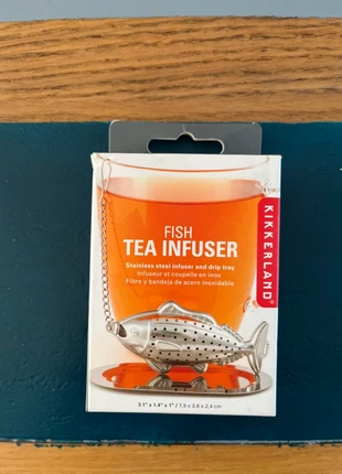 Infuseur forme poisson, marque: Kikkerland, état: Neuf avec étiquette, 4,00 €, 4,90 € Protection acheteurs incluse