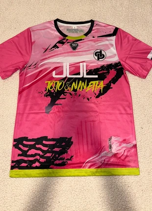 T-shirt Jul Toto&nineta rose, marque: Jul Toto&nineta, état: Neuf sans étiquette, taille: S, 12,00 €, 13,30 € Protection acheteurs incluse