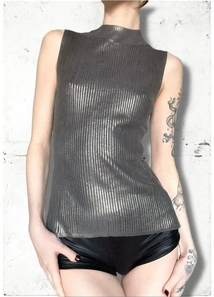 Grey silver top, brand: Vintage Dressing, condizioni: Ottime, taglia: S / IT 40 / EU 36, €35.00, €37.45 include la Protezione acquisti