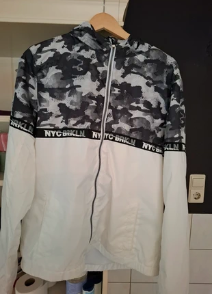 Windjack Windjas, marque: Streetwear Society, état: Neuf avec étiquette, taille: L, 15,00 €, 16,45 € Protection acheteurs incluse