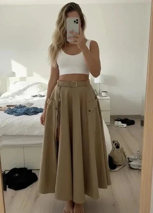 jupe longue évasée camel à taille haute #148, marque: Académie Chic, état: Très bon état, taille: M / 38 / 10, 49,99 €, 53,19 € Protection acheteurs incluse