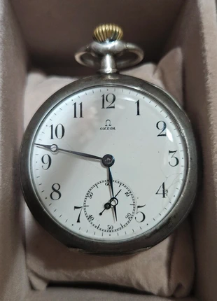 Omega grand prix paris 1800 argento come da foto in argento 800 funzionante, marque: Omega, état: Bon état, taille: 39–42 mm, 240,00 €, 252,70 € Protection acheteurs incluse