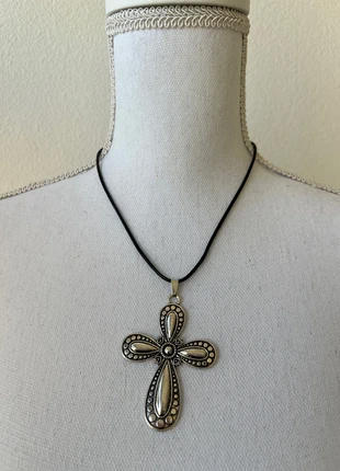 Vintage necklace cross, marque: Vintage Dressing, état: Très bon état, 7,80 €, 8,89 € Protection acheteurs (Pro) incluse