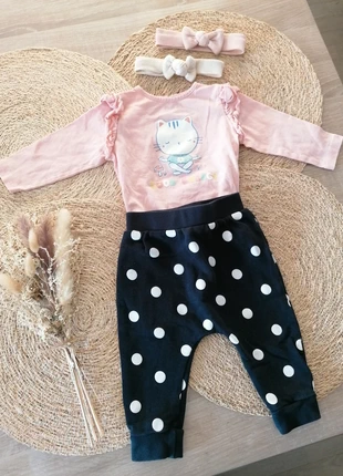 Ensemble tee shirt manches longues chat et pantalon jogging pois, marke: Influx, zustand: Sehr gut, größe: 6-9 Monate / 68, 3,50 €, 4,38 € inklusive Vinted-Käuferschutz