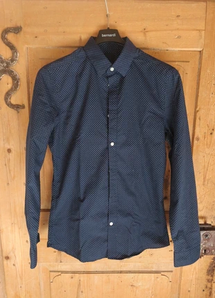 Männerhemd in Größe S, marca: H&M, estado: Novo sem etiquetas, tamanho: S, €4.00, €4.90 inclui Proteção do Comprador