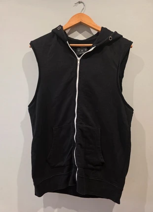 Chaleco sudadera con capucha Bershka M, marque: Bershka, état: Très bon état, taille: M, 9,00 €, 10,15 € Protection acheteurs incluse