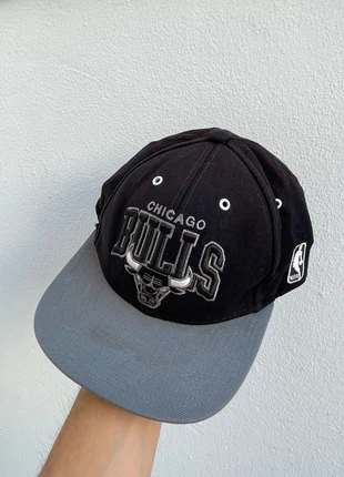Vintage snapback hat NBA 90’s, marque: Vintage Dressing, état: Très bon état, taille: Taille unique, 11,99 €, 13,29 € Protection acheteurs incluse
