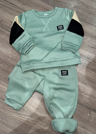 Chándal niño 4 años verde menta · nuevo · suave y cómodo, marque: Shein, état: Neuf sans étiquette, taille: 4 ans / 104 cm, 11,95 €, 13,25 € Protection acheteurs incluse