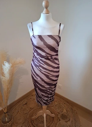 Robe moulante à motifs - PrettyLittleThing - T.XS/S (34/36), merk: PrettyLittleThing, staat: Heel goed, maat: XS / 34 / 6, € 10,00, € 11,20 inclusief Kopersbescherming Pro