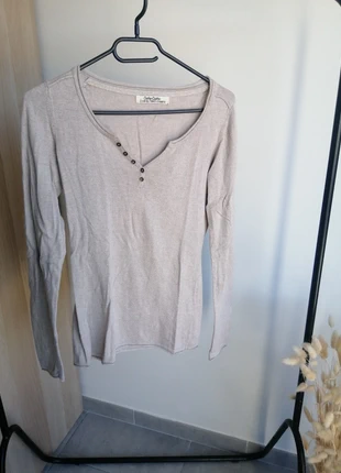 Pull beige Cache Cache – taille 0, merk: Cache Cache, staat: Heel goed, maat: XS / 34 / 6, € 4,00, € 4,90 inclusief Kopersbescherming