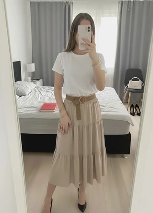 Jupe longue beige fluide à volants avec ceinture, marca: Firferie, estado: Muy bueno, tamaño: S / 36 / 8, 41,90 €, 44,70 € Protección al comprador incluida