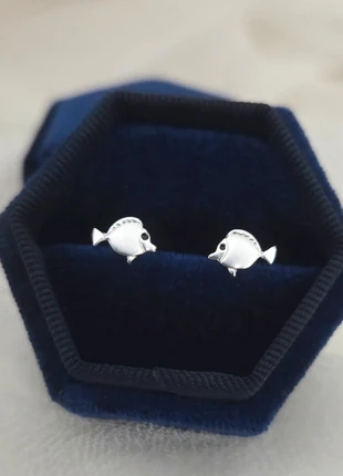 tiny 925 sterling silver fish stud earrings – minimalist solid silver tropical fish studs c, marque: Sayamise, état: Neuf sans étiquette, 8,50 €, 9,63 € Protection acheteurs incluse