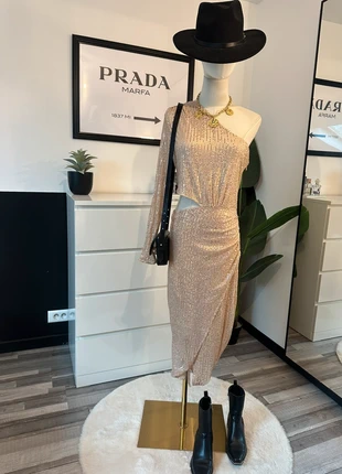 Robe à sequins dorés asymétrique taille L – chic et glamour, marque: Clothes, état: Très bon état, taille: L / 40 / 12, 15,00 €, 16,45 € Protection acheteurs (Pro) incluse