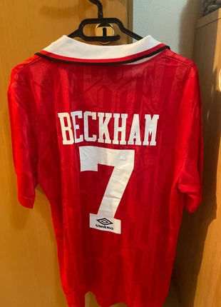 maglietta Beckham 7 Manchester, marque: Football, état: Neuf avec étiquette, taille: L, 25,00 €, 26,95 € Protection acheteurs incluse