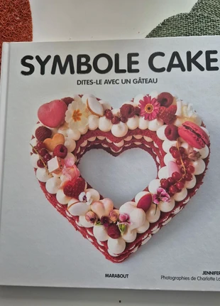 Livre re recettes symbole cake, état: Très bon état, 5,50 €, 6,48 € Protection acheteurs incluse