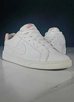 Sneakers Nike Court Royale 2 blanche & marron, brand: Nike, condition: Very good, size: 41, €22.00, €23.80 includes Buyer Protection