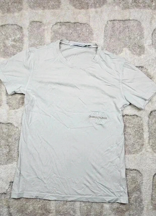 T-shirt blanc Calvin Klein – logo brodé – Taille XS, merk: Calvin Klein, staat: Heel goed, maat: XS, € 12,00, € 13,30 inclusief Kopersbescherming