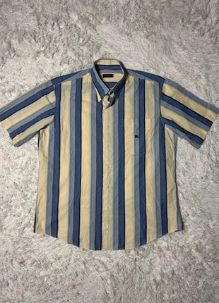 Burberry London striped short sleeve shirt size 4 (L) pastel blue yellow Y2K, brand: Burberry, condizioni: Ottime, taglia: L, €20.00, €21.70 include la Protezione acquisti