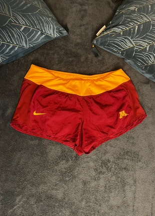 Short de running Nike rouge femme taille L, marca: Nike, estado: Muito bom, tamanho: L / 40 / 12, €12.00, €13.30 inclui Proteção do Comprador