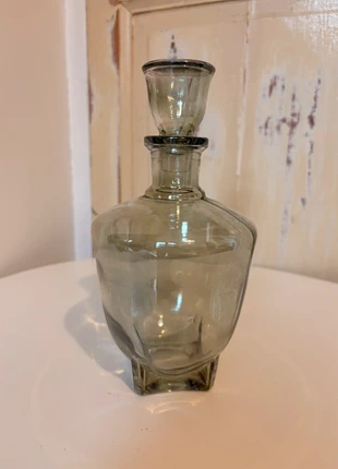🫙 Petite carafe en verre fumé gris – vintage années 70, marque: brocante, état: Très bon état, 8,00 €, 9,10 € Protection acheteurs (Pro) incluse