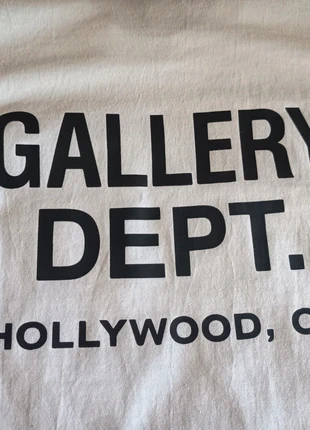 T-shirt gallery dept, marca: Dept, estado: Muito bom, tamanho: S, €35.00, €37.45 inclui Proteção do Comprador