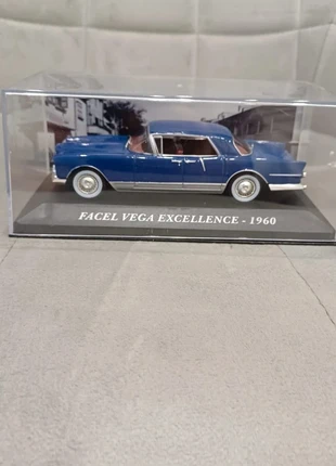 Facel Vega Excellence – IXO Altaya – 1960 – 1/43 – Bleu – Avec boîte vitrine, marque: Altaya, état: Très bon état, taille: Prématuré, jusqu'à 44cm, 18,00 €, 19,60 € Protection acheteurs incluse
