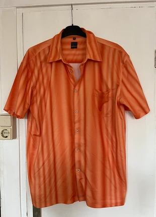 Orange Colour gradient shirt, merk: Casablanca, staat: Heel goed, maat: XL, € 25,00, € 26,95 inclusief Kopersbescherming