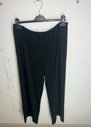 Pantalon noir, pattes d’éléphant, marque: Sergio di Fiori, état: Très bon état, taille: 4XL / 48 / 20, 2,00 €, 2,80 € Protection acheteurs incluse