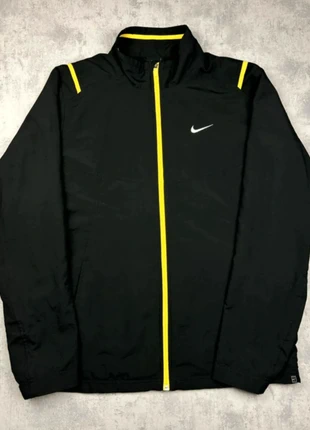Veste sport Nike Dri-Fit noir liseret jaune tennis taille L full zip, marke: Nike, zustand: Sehr gut, größe: L, 25,00 €, 26,95 € beinhaltet Vinted-Käuferschutz Pro