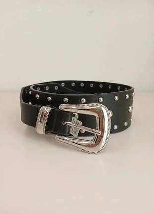 Cintura donna taglia M 🖤 85 cm, merk: Donna, staat: Heel goed, maat: 85 cm, € 5,00, € 5,95 inclusief Kopersbescherming