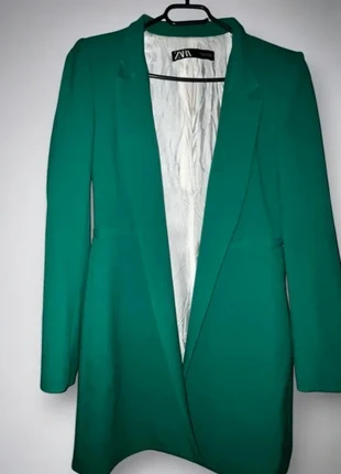 Blazer Zara – Taille 38 – Vert sapin, marke: Zara, zustand: Sehr gut, größe: M / 38 / 10, 16,95 €, 18,50 € inklusive Vinted-Käuferschutz