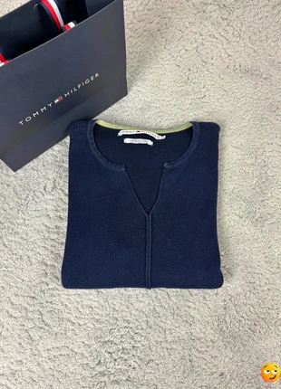 Pull / Sweat col V ouvert Tommy Hilfiger Marine - Taille M - Homme, merk: Tommy Hilfiger, staat: Heel goed, maat: M, € 19,99, € 21,69 inclusief Kopersbescherming Pro