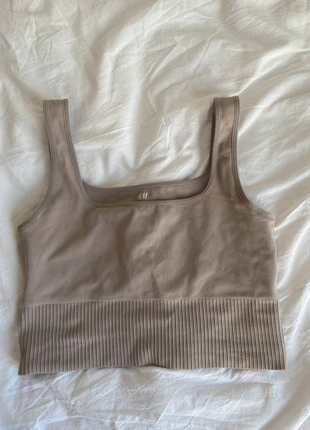 Sportshirt, marke: H&M, zustand: Sehr gut, größe: M / 38 / 10, 3,50 €, 4,38 € inklusive Vinted-Käuferschutz