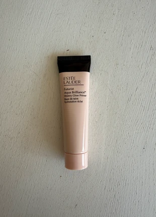 Base de teint petit format estee lauder neuve, marque: Estée Lauder, état: Neuf avec étiquette, 8,00 €, 9,10 € Protection acheteurs incluse