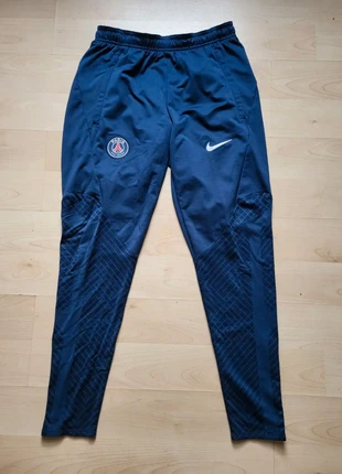 Pantalon PSG, merk: Nike, staat: Heel goed, maat: S, € 15,00, € 16,45 inclusief Kopersbescherming